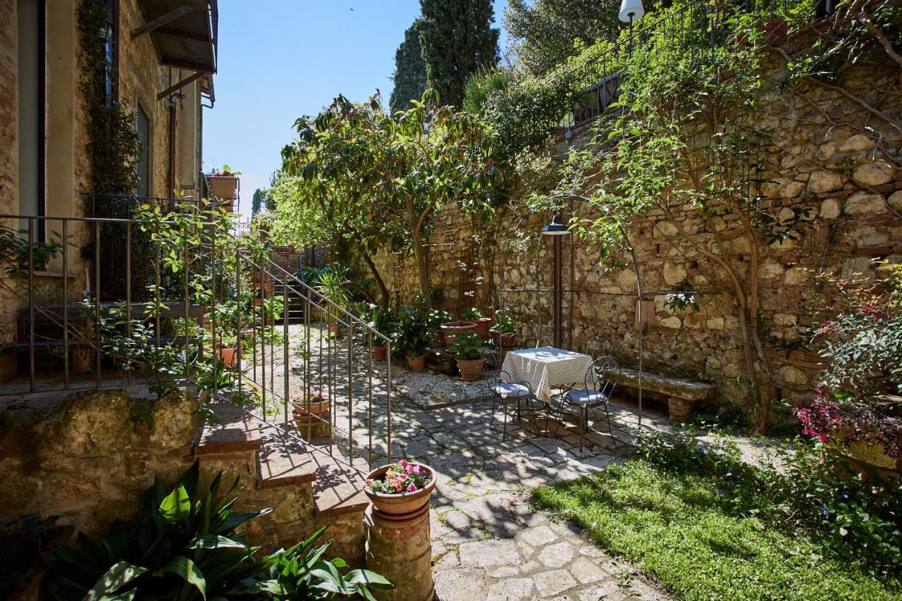 Residenza Stuart - Red Tea - Dimora Storica Apartment Montepulciano Exterior photo